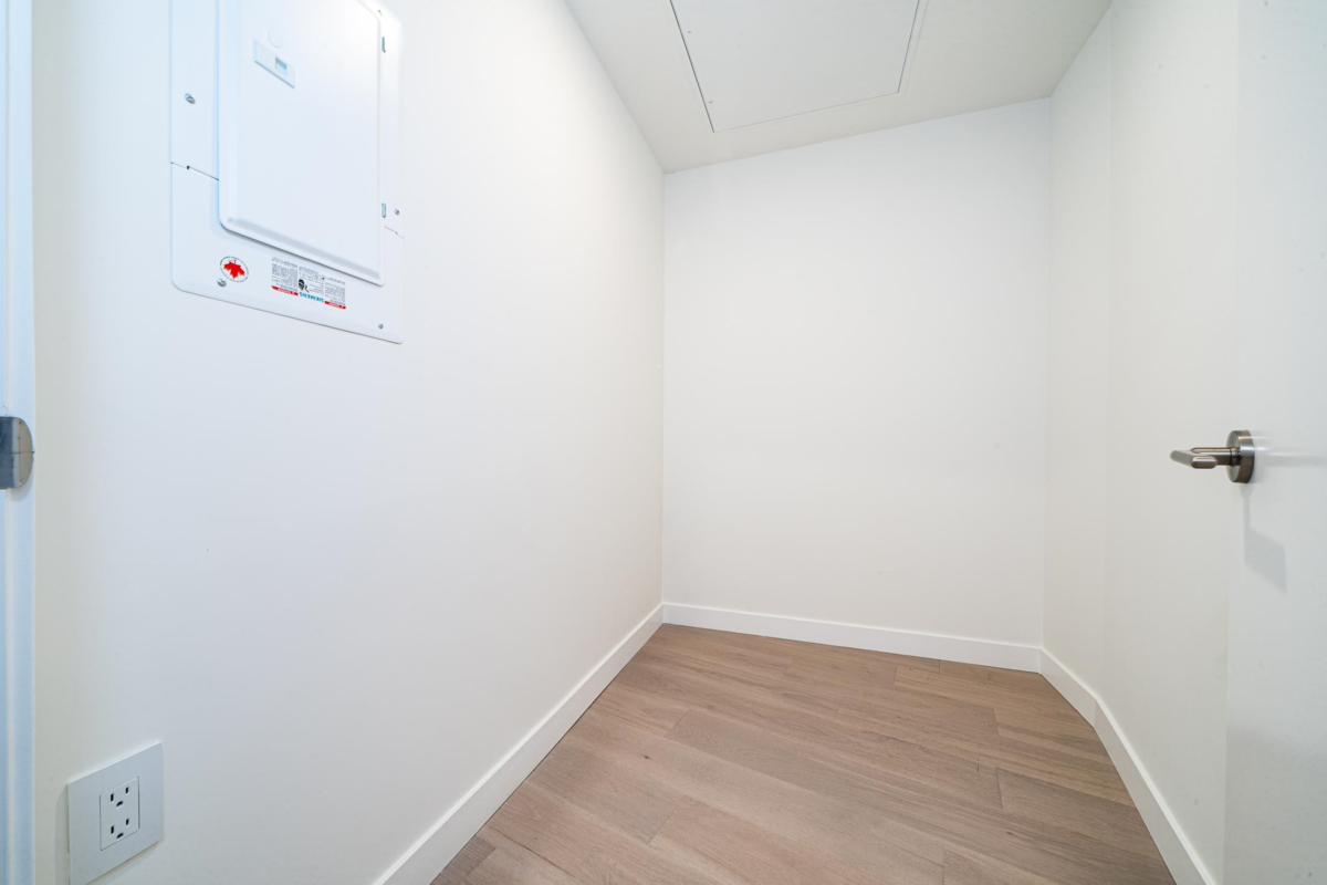 Walk-In Closet Photo of 312 5212 Cambie Street, Vancouver, BC