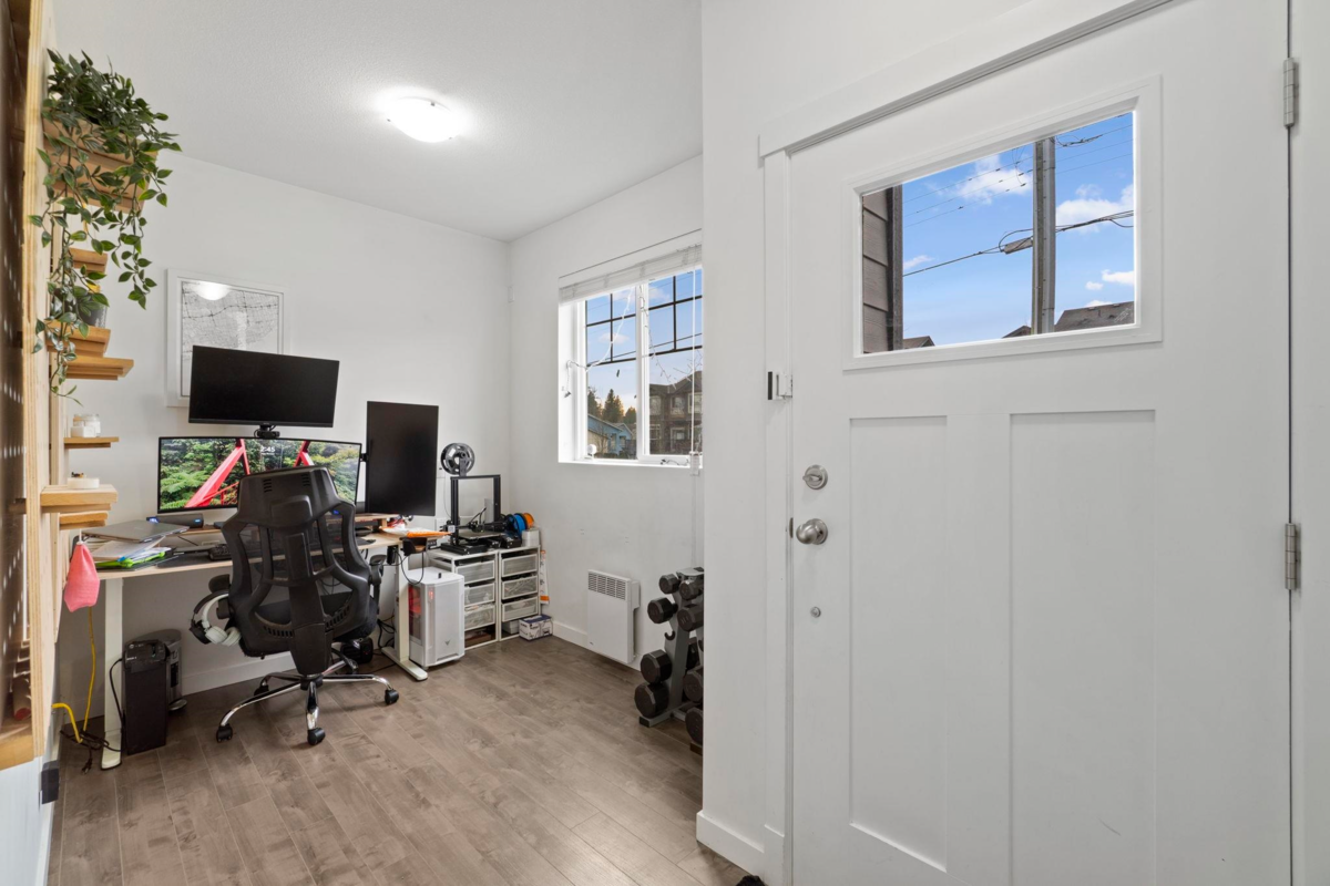 Powder Room Photo of 53 11272 240 Street, Maple Ridge, BC