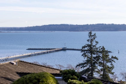 Breakfast Nook Photo of 1279 Everall Street, White Rock, BC