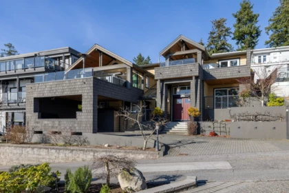Community Amenities Photo (Clubhouse) of 1279 Everall Street, White Rock, BC