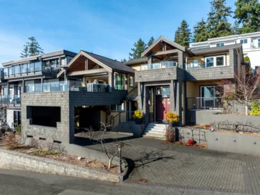 1279 Everall Street, White Rock, BC, White Rock — Single Family Residence for sale