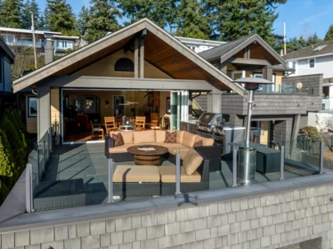 1279 Everall Street, White Rock, BC, White Rock — Single Family Residence for sale
