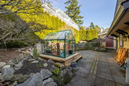 Outdoor Kitchen Photo of 1279 Everall Street, White Rock, BC