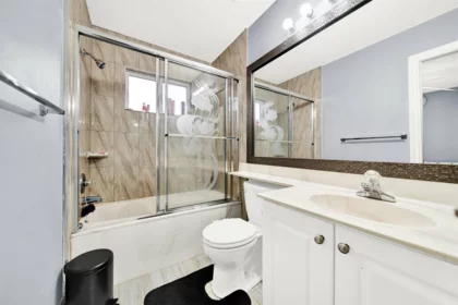 Guest Bathroom Photo of 6332 125a Street, Surrey, BC