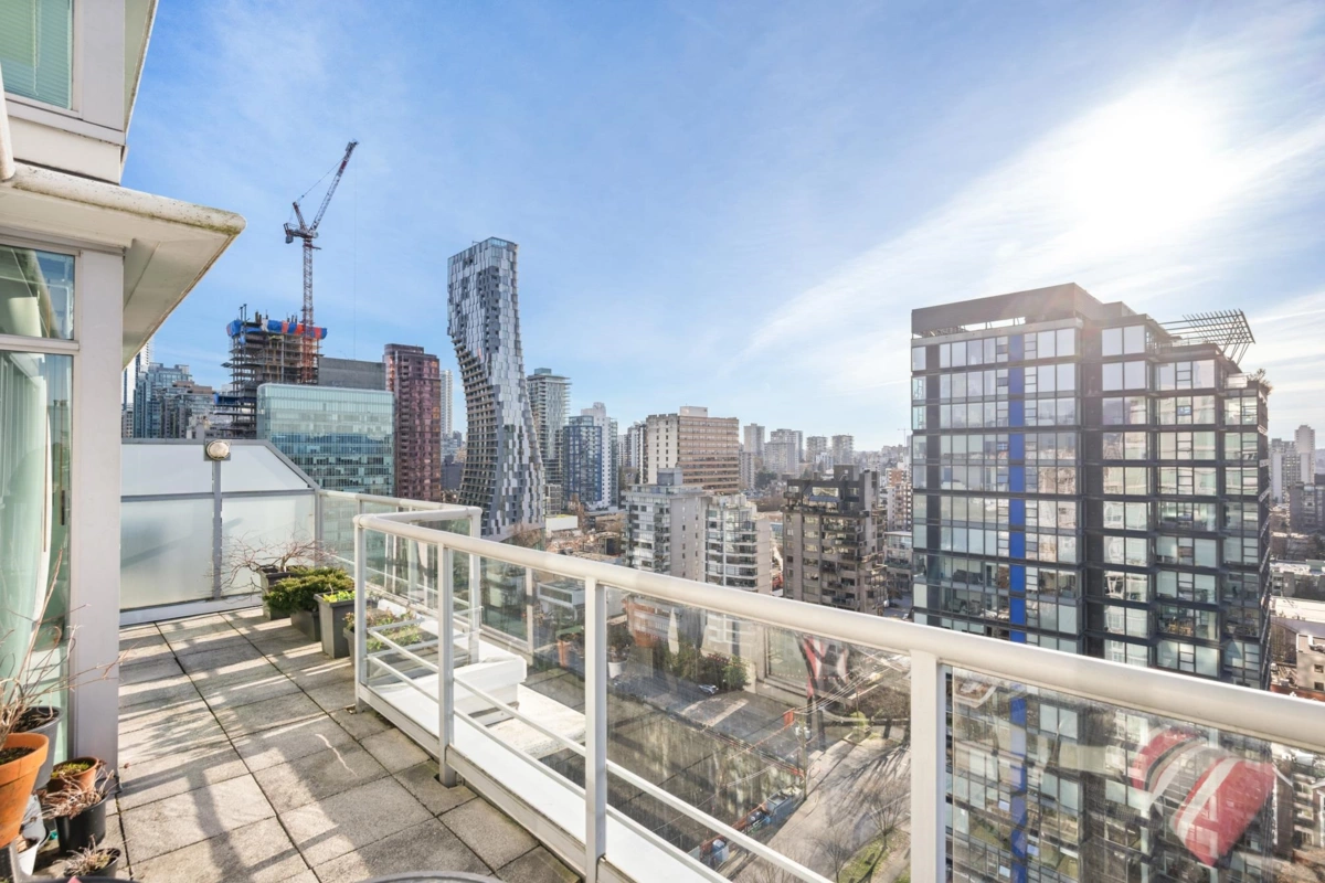 Basement Recreation Room Photo of 1901 1710 Bayshore Drive, Vancouver, BC