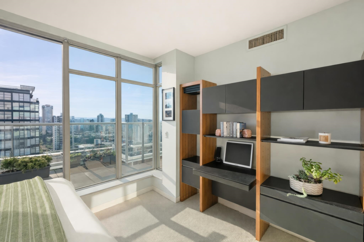 Guest Bathroom Photo of 1901 1710 Bayshore Drive, Vancouver, BC