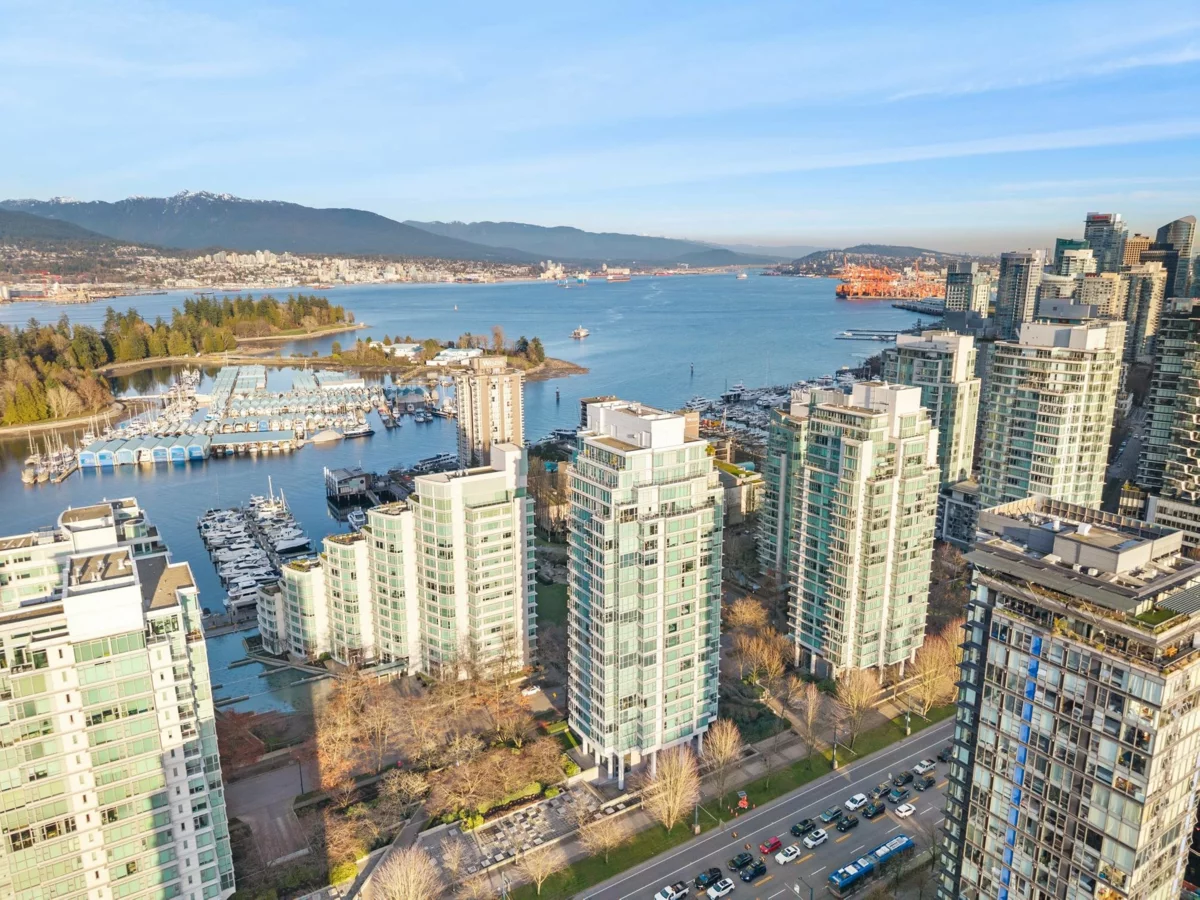 Hot Tub / Spa Photo of 1901 1710 Bayshore Drive, Vancouver, BC