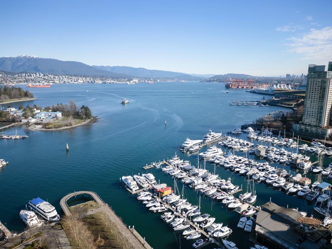 Outdoor Kitchen Photo of 1901 1710 Bayshore Drive, Vancouver, BC