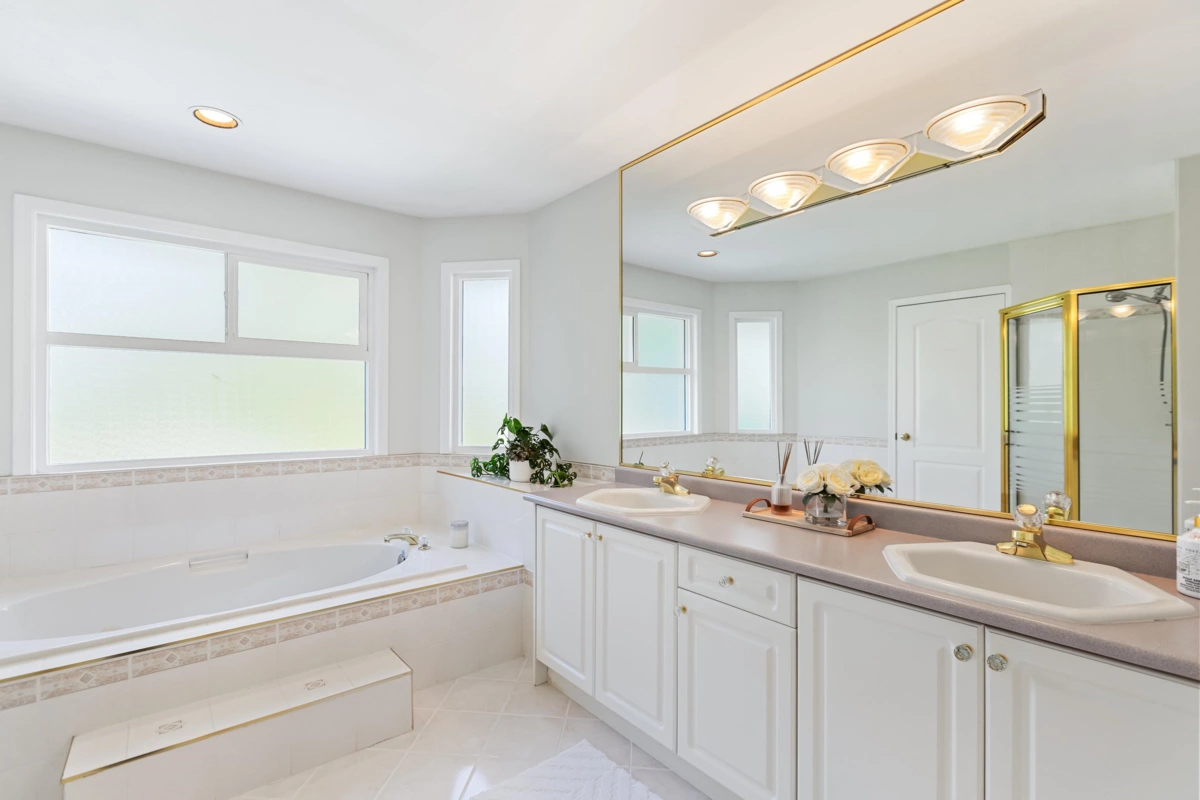 Garage Interior Photo of 4723 223 Street, Langley, BC