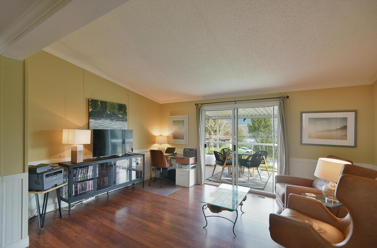 Bedroom 3 Photo of 5987 Harbour Way, Sechelt, BC