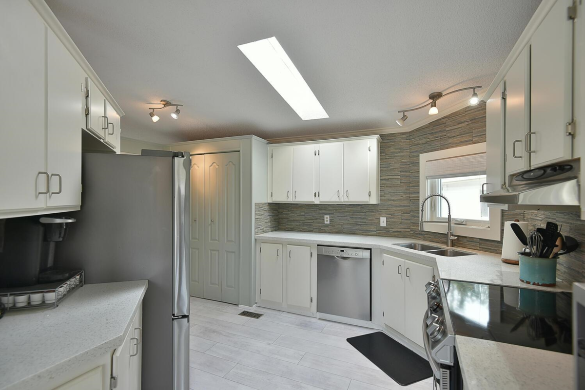 Pantry Photo of 5987 Harbour Way, Sechelt, BC