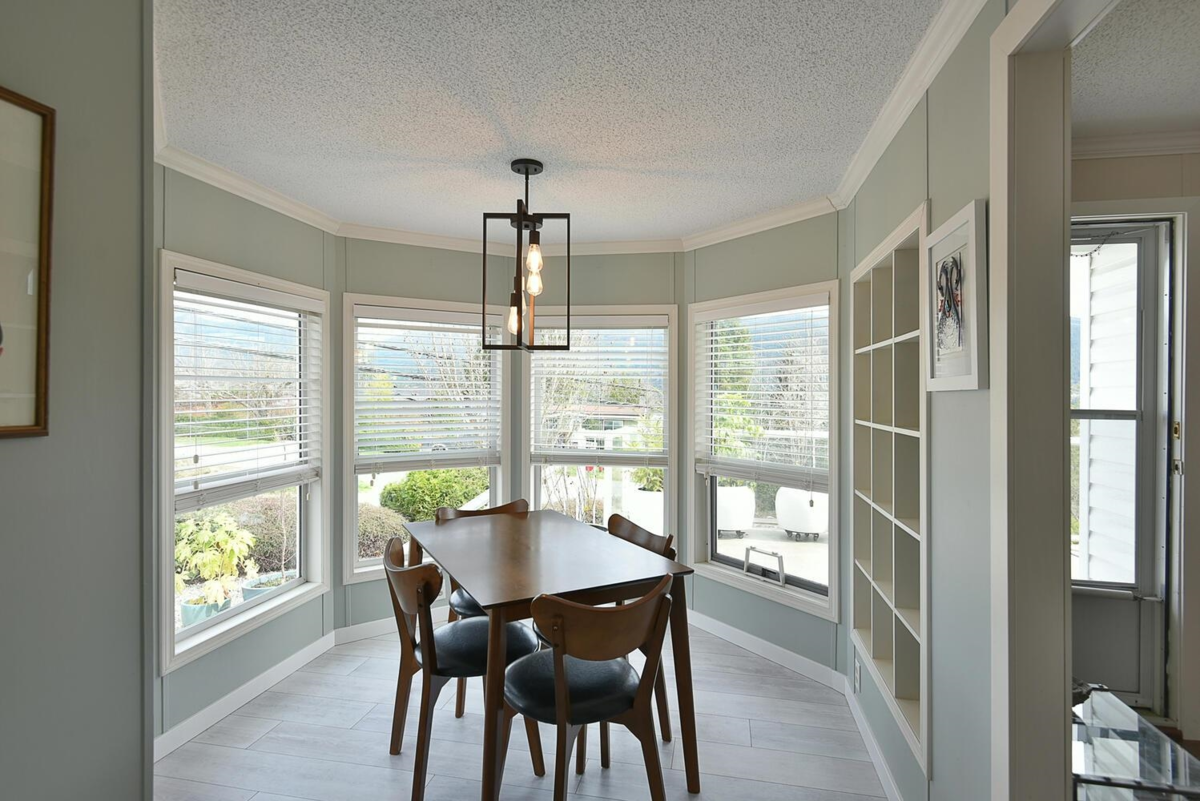 Primary Bathroom Photo of 5987 Harbour Way, Sechelt, BC