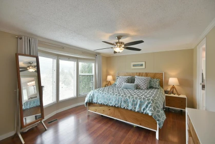 Office / Den Photo of 5987 Harbour Way, Sechelt, BC