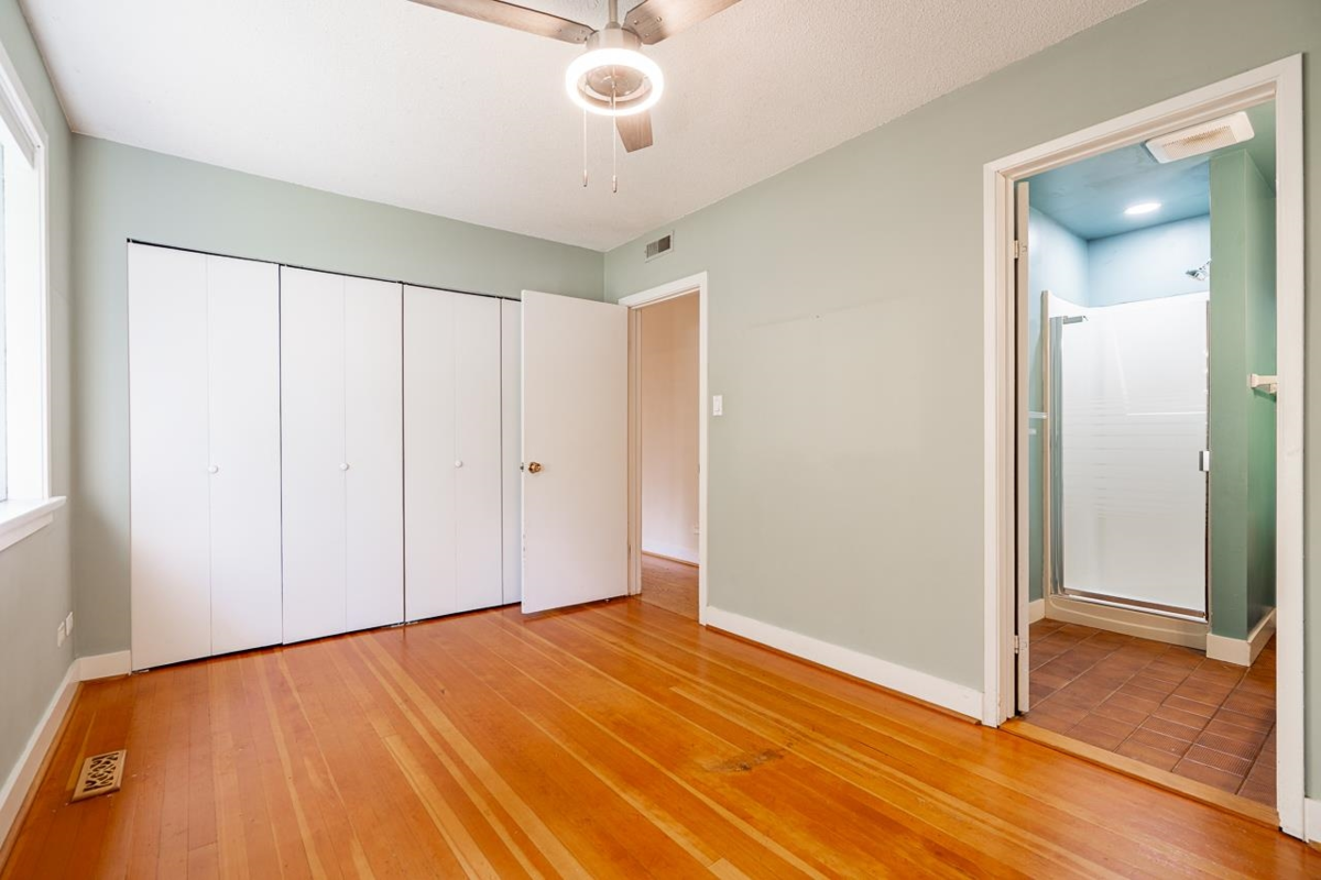 Garage Interior Photo of 3084 Paisley Road, North Vancouver, BC