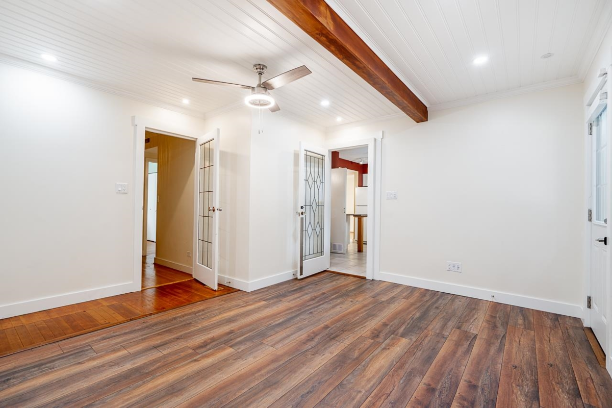 Mudroom Photo of 3084 Paisley Road, North Vancouver, BC