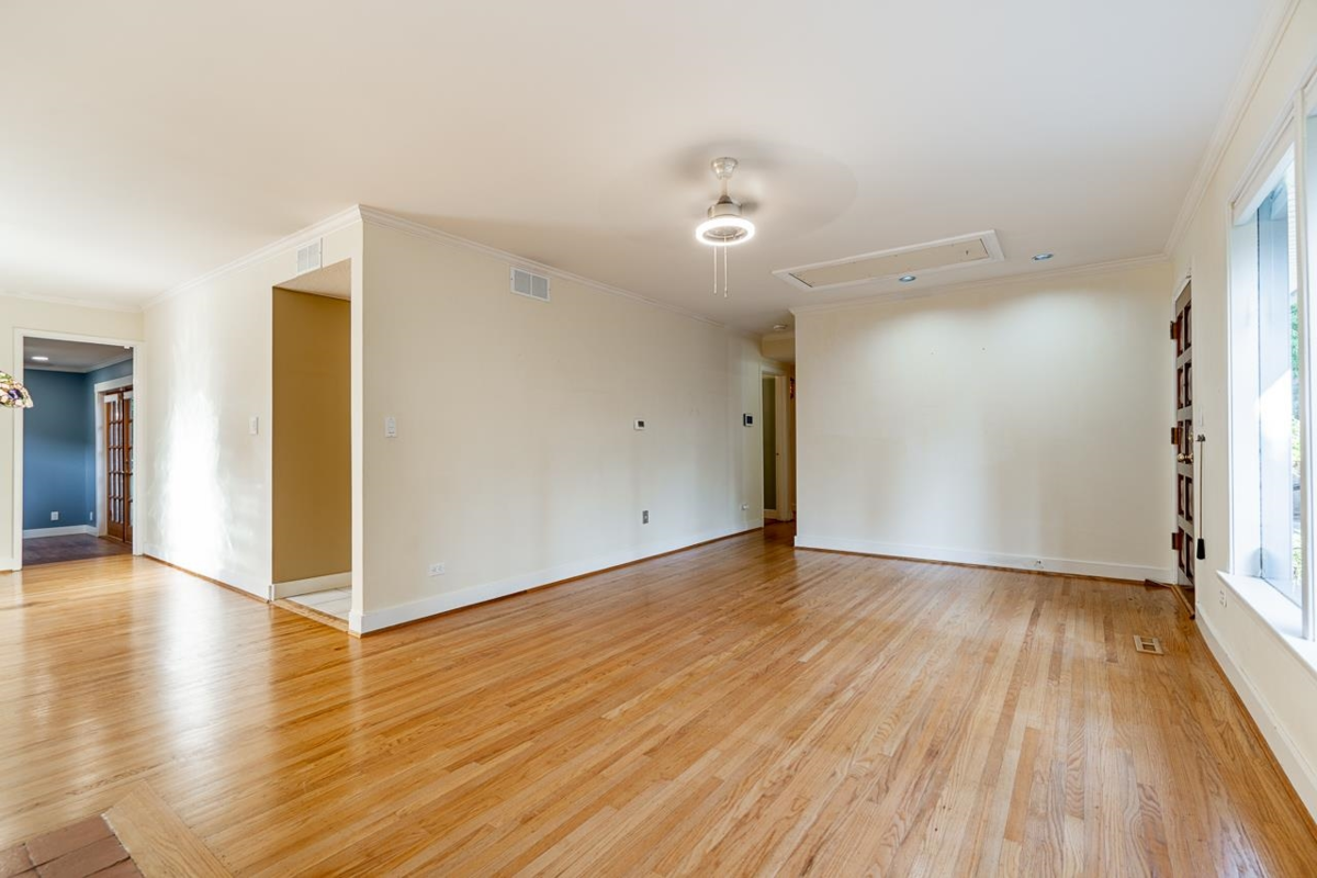 Pantry Photo of 3084 Paisley Road, North Vancouver, BC