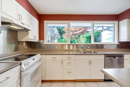 Guest Bathroom Photo of 3084 Paisley Road, North Vancouver, BC