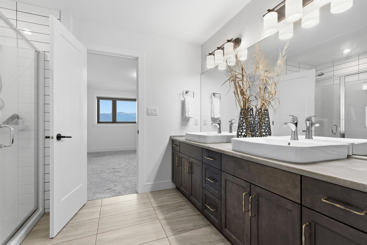 Basement Recreation Room Photo of 50 50778 Ledgestone Place, Chilliwack, BC