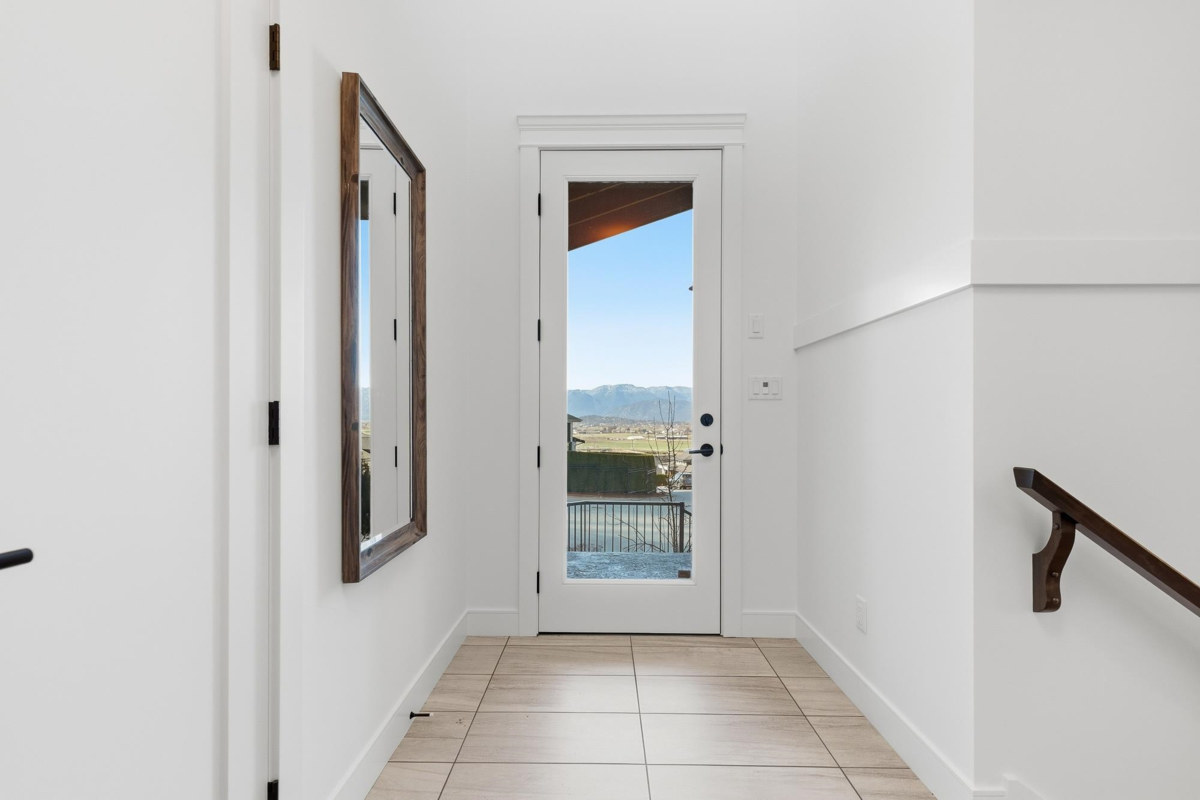 Breakfast Nook Photo of 50 50778 Ledgestone Place, Chilliwack, BC