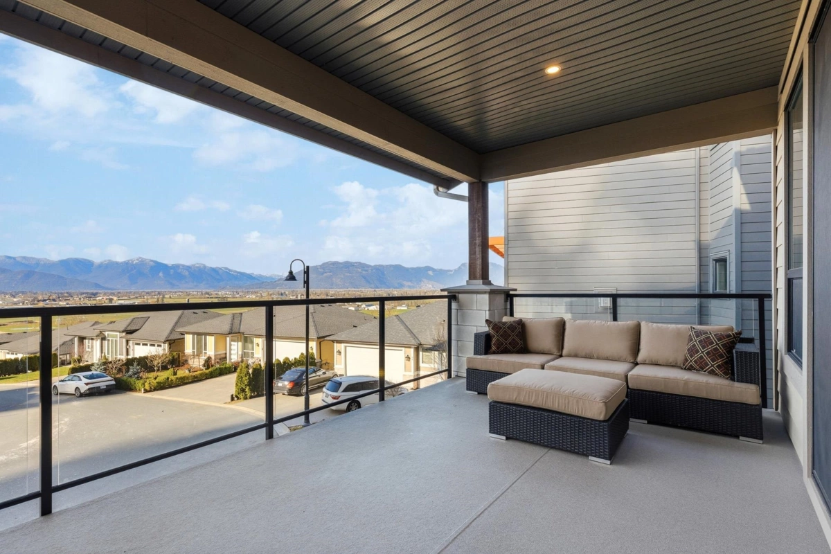 Exterior Rear Photo of 50 50778 Ledgestone Place, Chilliwack, BC