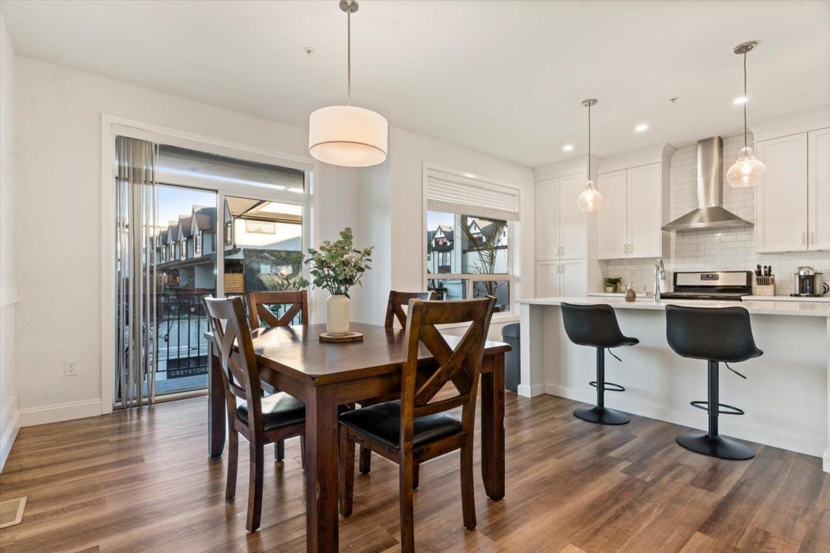 Primary Bedroom Photo of 5548 Driftwood Street, Chilliwack, BC