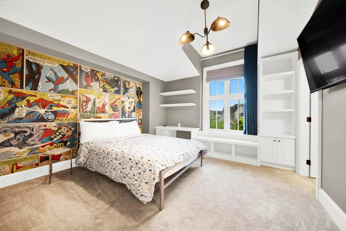 Kitchen Island Photo of 15957 39a Avenue, Surrey, BC