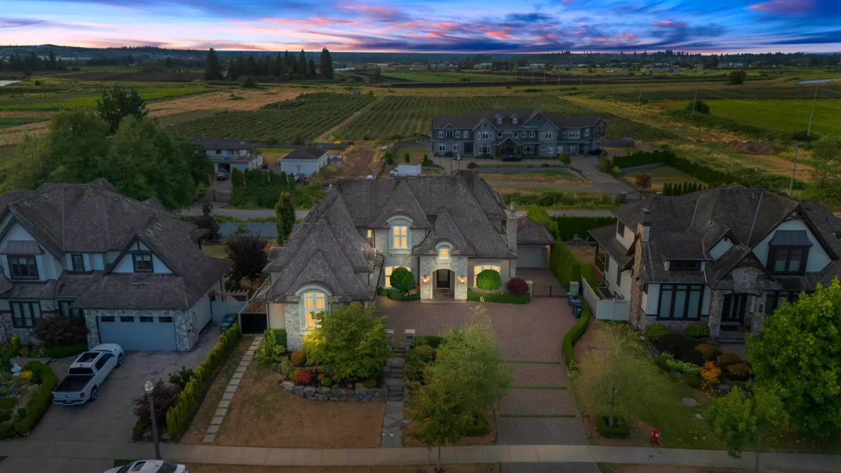 Mudroom Photo of 15957 39a Avenue, Surrey, BC