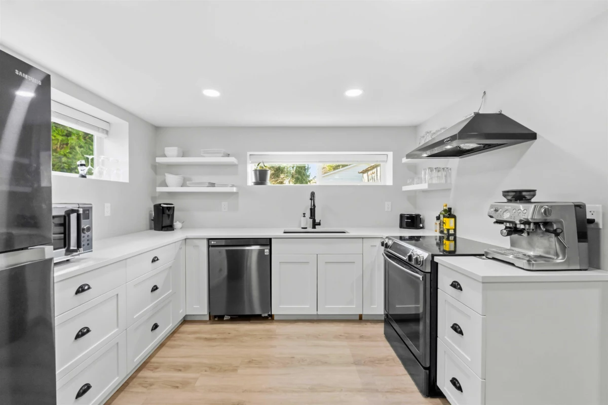 Front Yard Photo of 11953 221 Street, Maple Ridge, BC