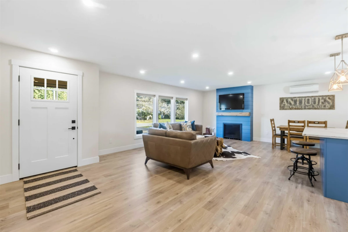 Kitchen Photo of 11953 221 Street, Maple Ridge, BC