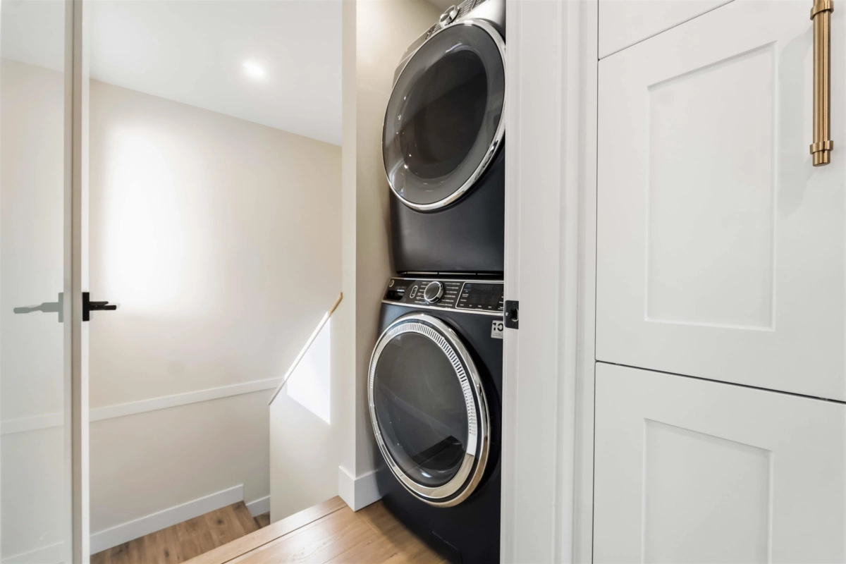 Powder Room Photo of 11953 221 Street, Maple Ridge, BC