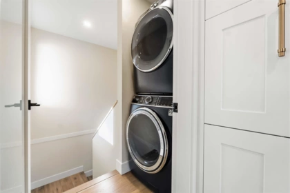 Powder Room Photo of 11953 221 Street, Maple Ridge, BC