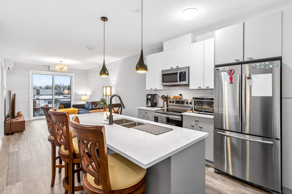 Bedroom 3 Photo of 303 12320 222 Street, Maple Ridge, BC