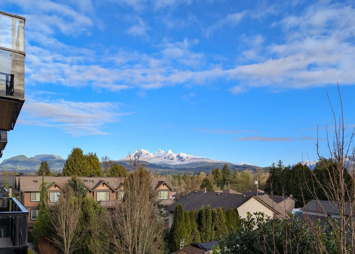 Outdoor Patio Photo of 303 12320 222 Street, Maple Ridge, BC