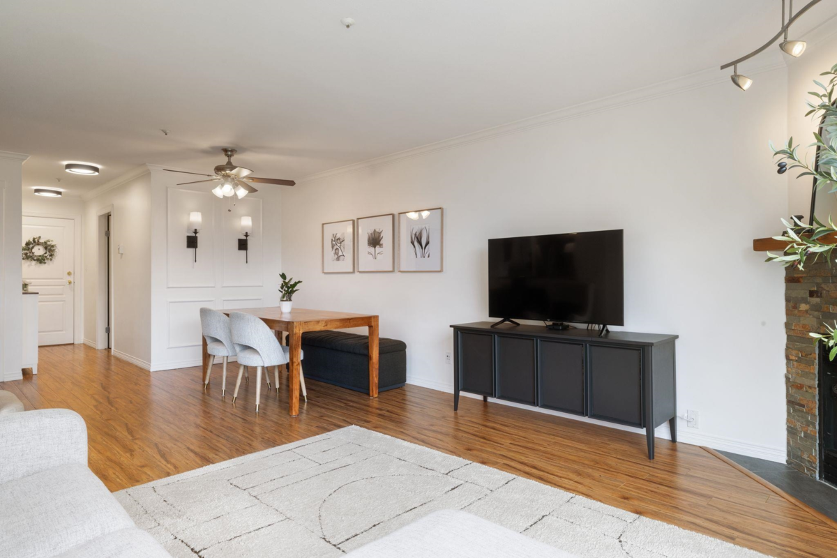 Walk-In Closet Photo of 212 8450 Jellicoe Street, Vancouver, BC
