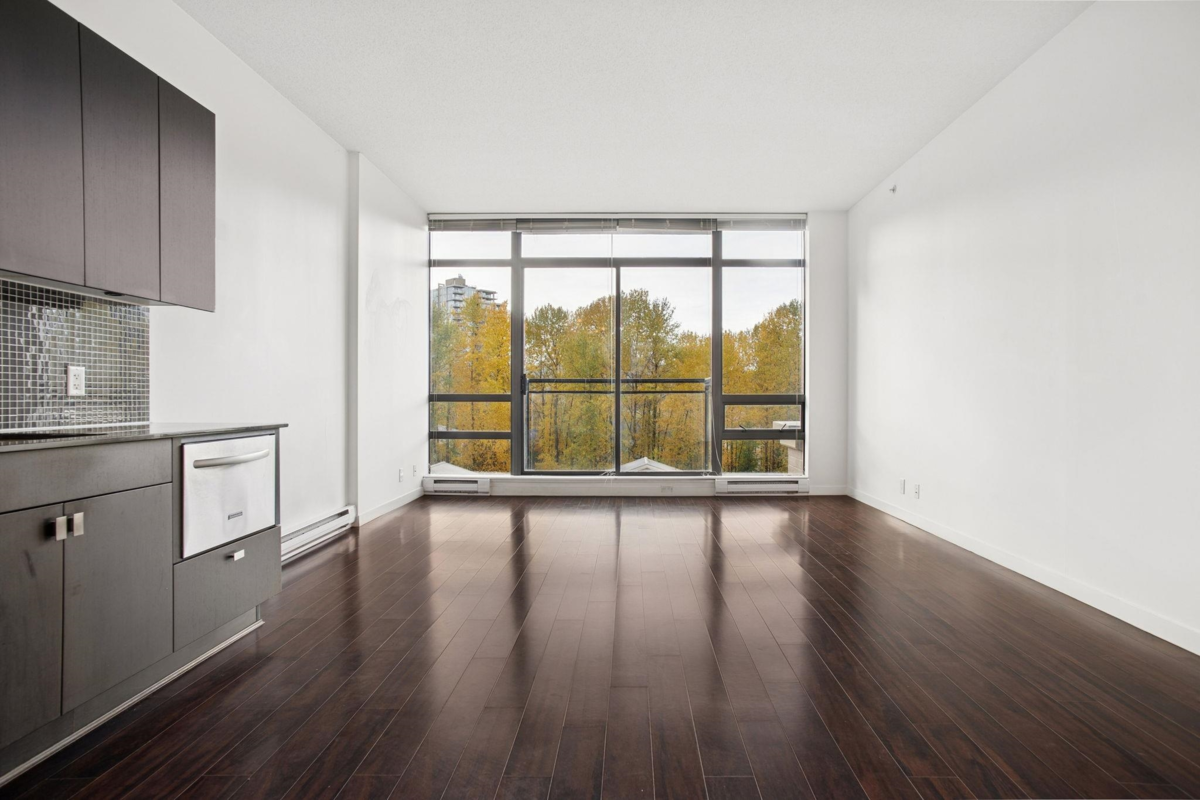 Dining Area Photo of 613 121 Brew Street, Port Moody, BC