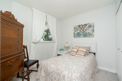 Basement Recreation Room Photo of 212 15991 Thrift Avenue, White Rock, BC