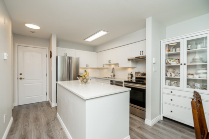 Pantry Photo of 212 15991 Thrift Avenue, White Rock, BC