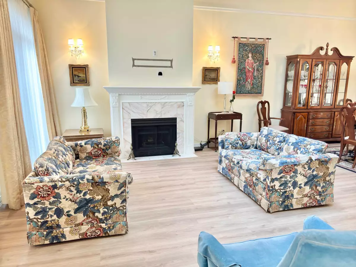 Breakfast Nook Photo of 65 2533 152 Street, Surrey, BC