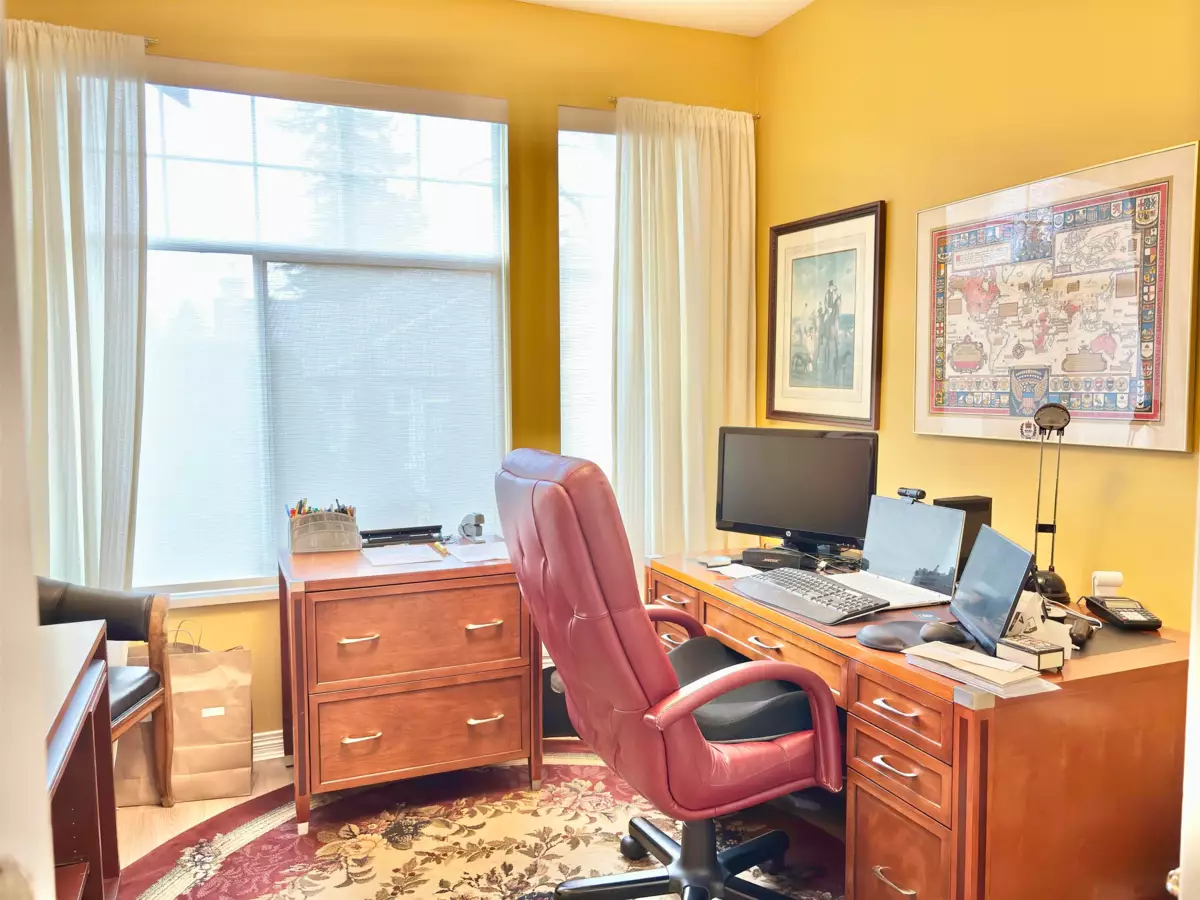 Primary Bathroom Photo of 65 2533 152 Street, Surrey, BC