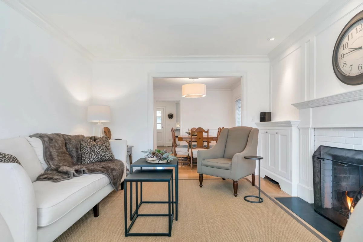 Dining Area Photo of 3955 Dunbar Street, Vancouver, BC
