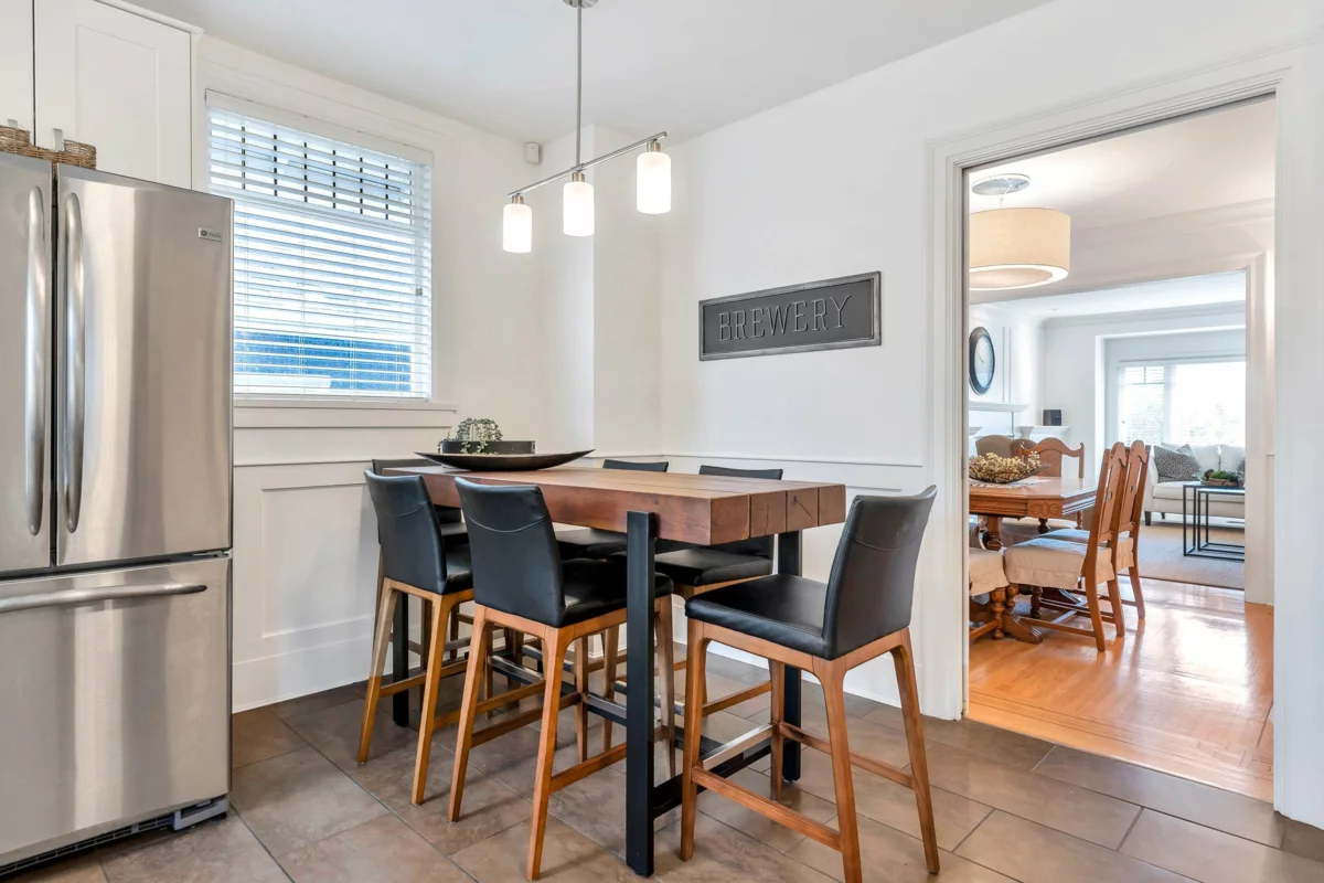 Primary Bathroom Photo of 3955 Dunbar Street, Vancouver, BC