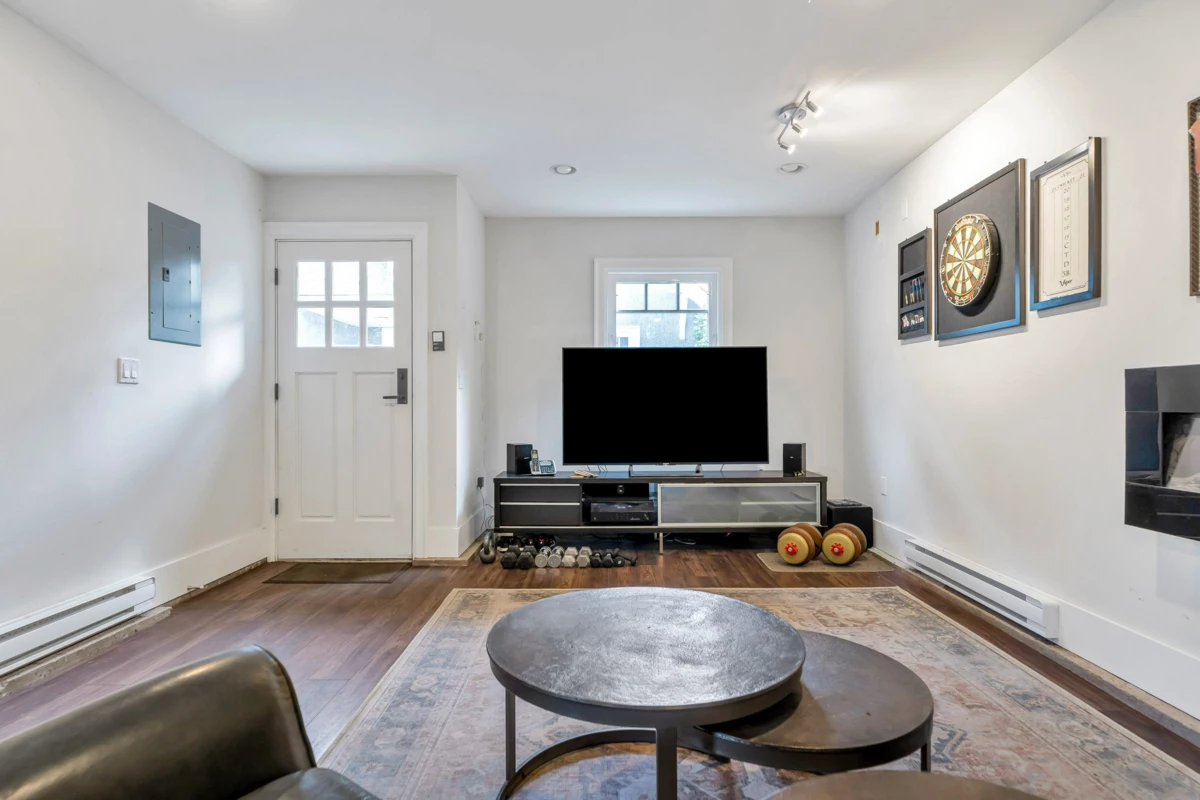 Street View Photo of 3955 Dunbar Street, Vancouver, BC