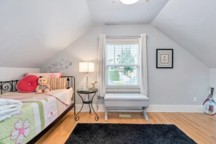 Entry Foyer Photo of 3955 Dunbar Street, Vancouver, BC