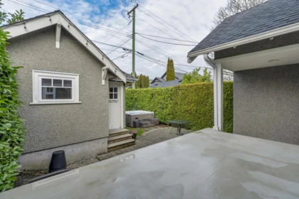 Swimming Pool Photo of 3955 Dunbar Street, Vancouver, BC