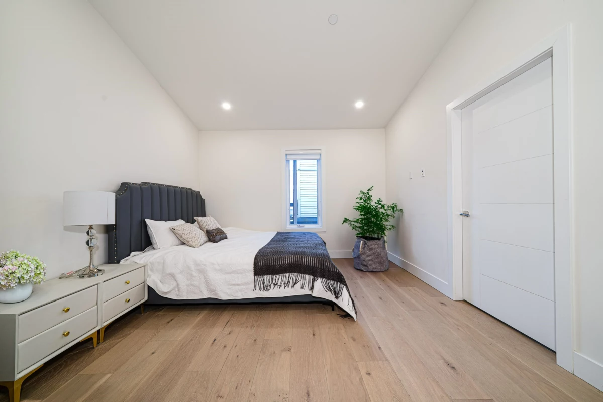 Bedroom 3 Photo of 1 369 E 16th Avenue, Vancouver, BC