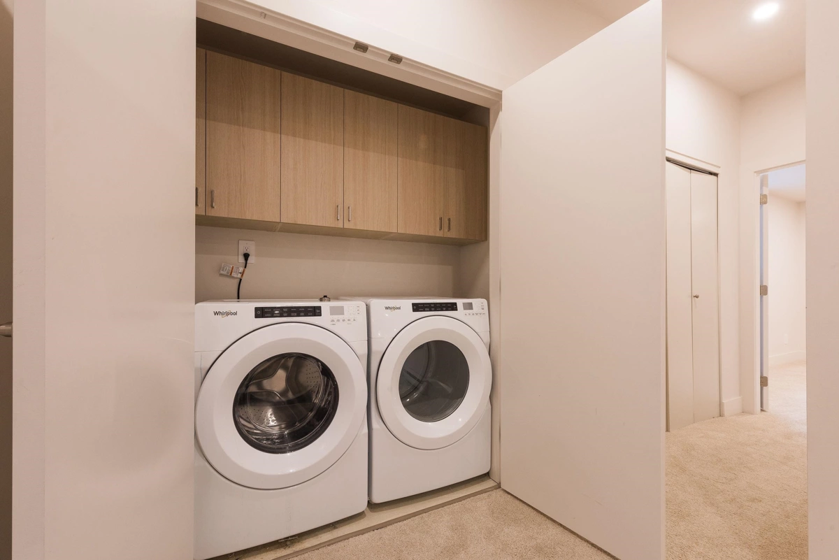 Garage Interior Photo of 9 1928 Woodside Boulevard, Agassiz, BC