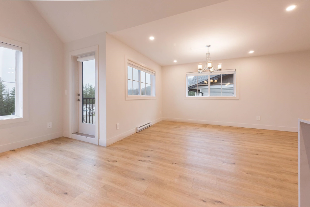 Walk-In Closet Photo of 9 1928 Woodside Boulevard, Agassiz, BC