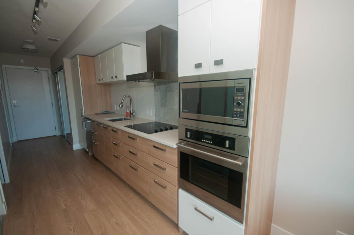 Kitchen Island Photo of 611 1783 Manitoba Street, Vancouver, BC