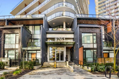 108 8761 University Crescent, Burnaby, BC, Burnaby — Townhouse for sale