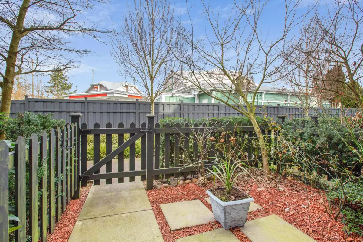 Living Room Photo of 56 5945 176a Street, Surrey, BC